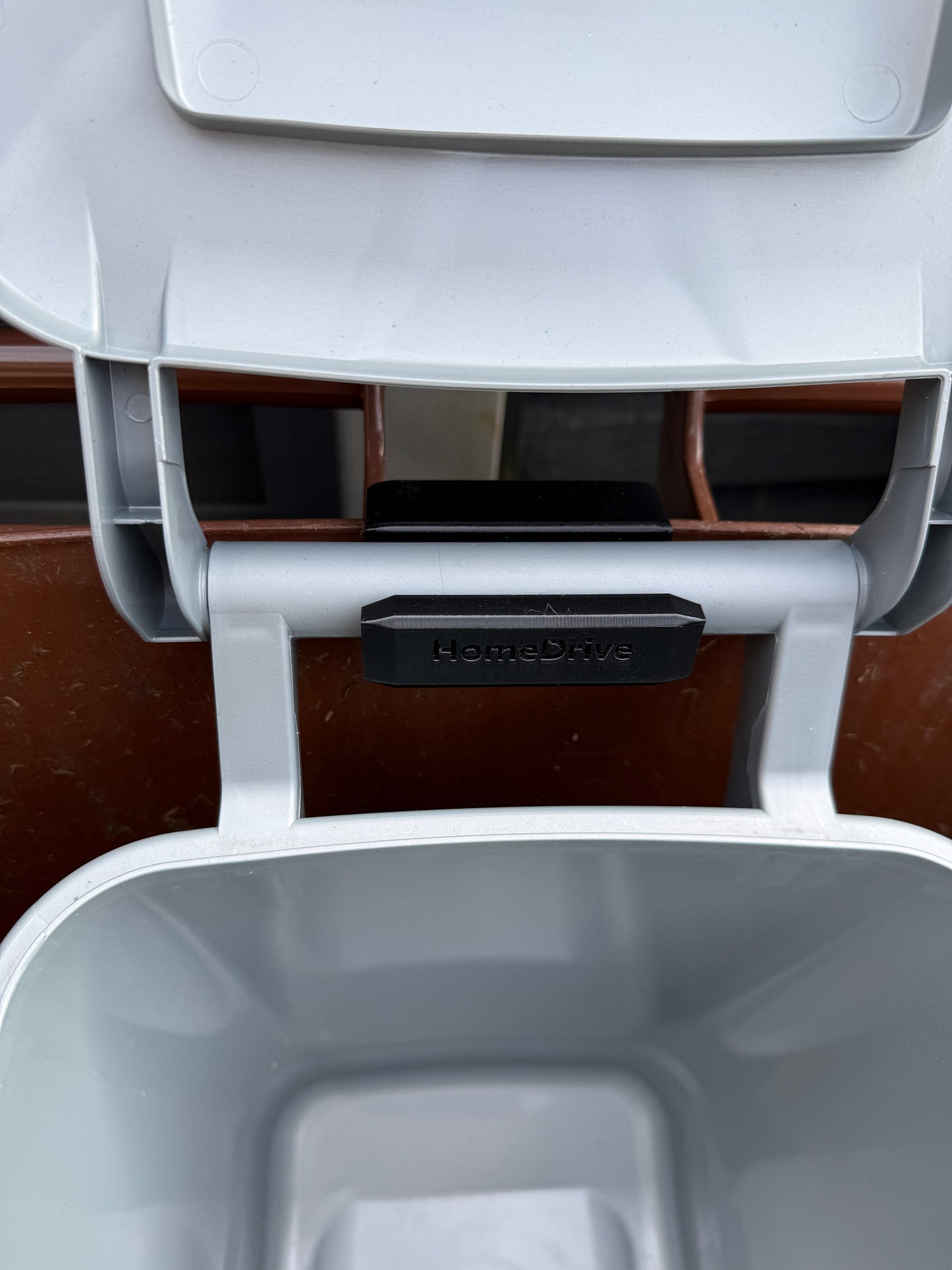 Food Waste Bin Holder – HomeDrive Secure Clip for Wheelie Bins (PETG Heavy Duty)