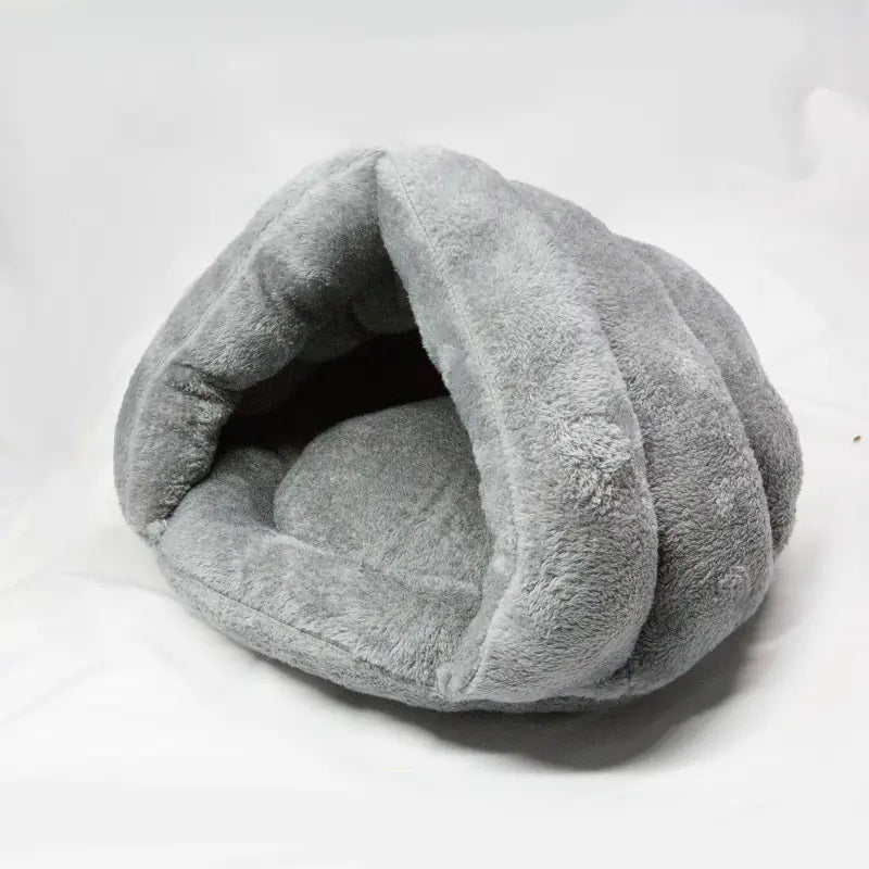Cozy Cat/Dog Sleeping Bag for Pets in 2 sizes.